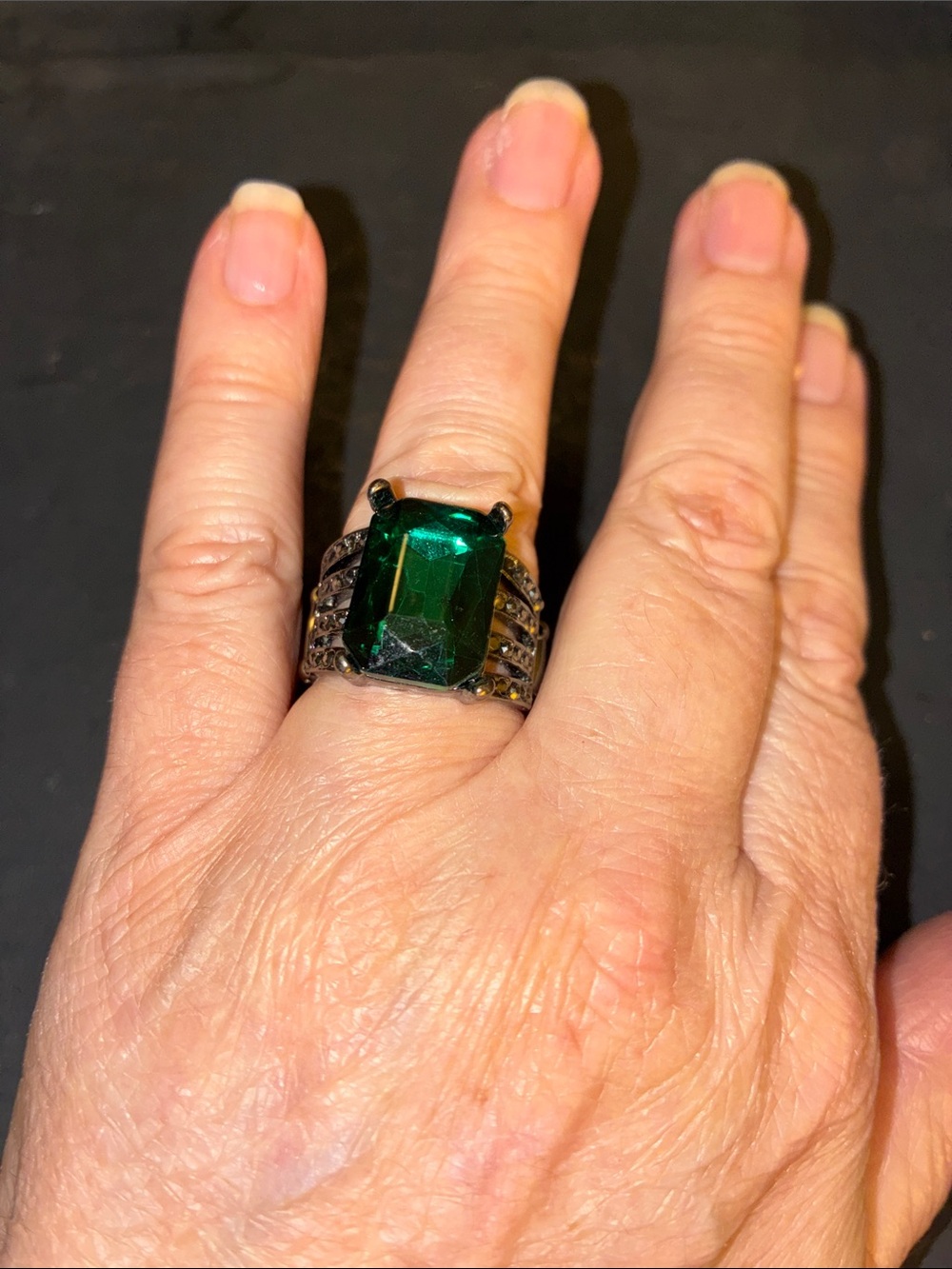 Emerald Green-Tone Statement Cocktail Stretch Ring